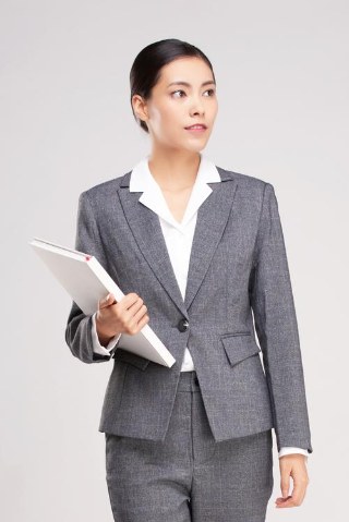 张晴岚 - 随州市名啸商贸有限公司张晴岚